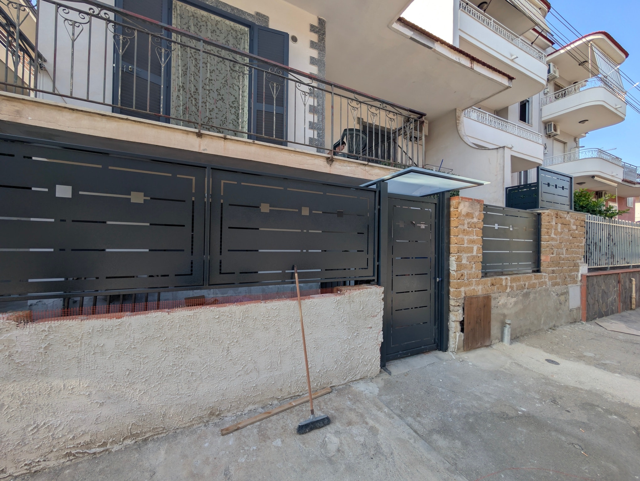 Montaggio infissi ad Afragola